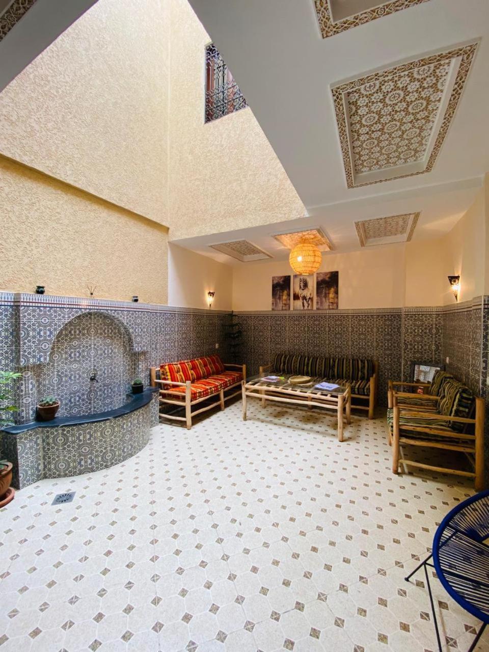 Private Riad 3Ch Salon, Terrasse Avec Jacuzzi , A Jemaa El Fna Маракеш Екстериор снимка